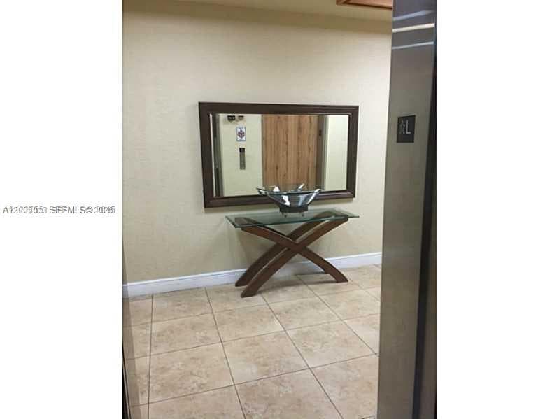 20840 San Simeon Way # 209, Miami FL 33179 — 19