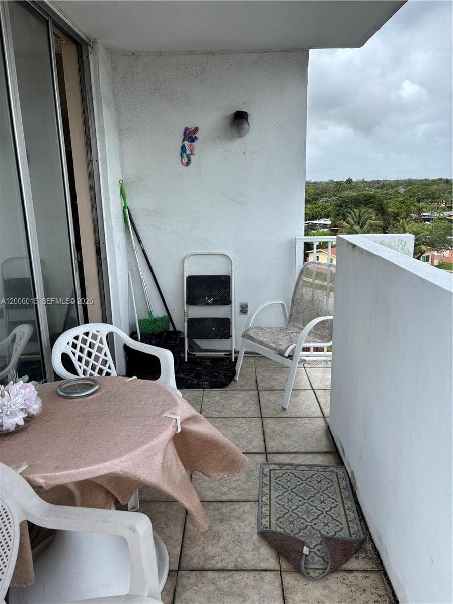 1200 NE Miami Gardens Dr # 606W, Miami FL 33179 — 7