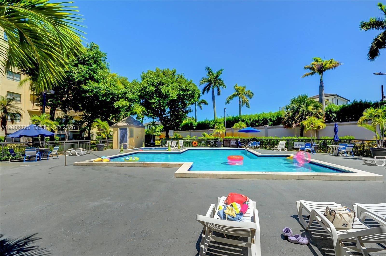 8290 Lake Dr # 108, Doral FL 33166 — 62