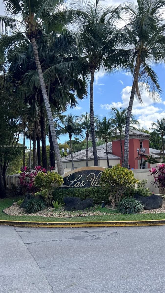 8290 Lake Dr # 108, Doral FL 33166 — 36