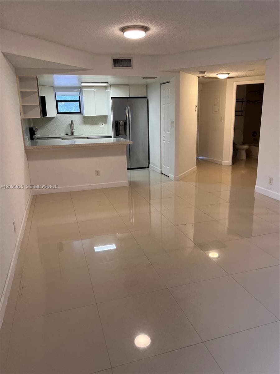 8290 Lake Dr # 108, Doral FL 33166 — 10