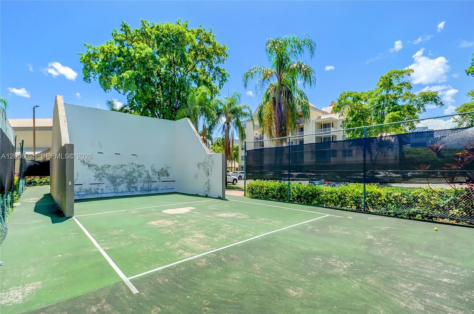 8290 Lake Dr # 108, Doral FL 33166 — 58
