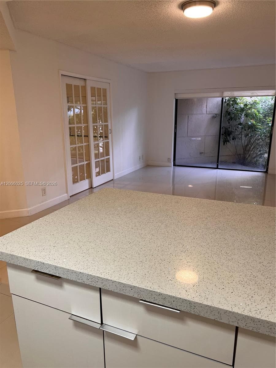 8290 Lake Dr # 108, Doral FL 33166 — 15