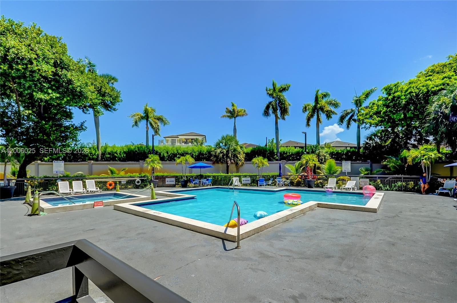 8290 Lake Dr # 108, Doral FL 33166 — 60