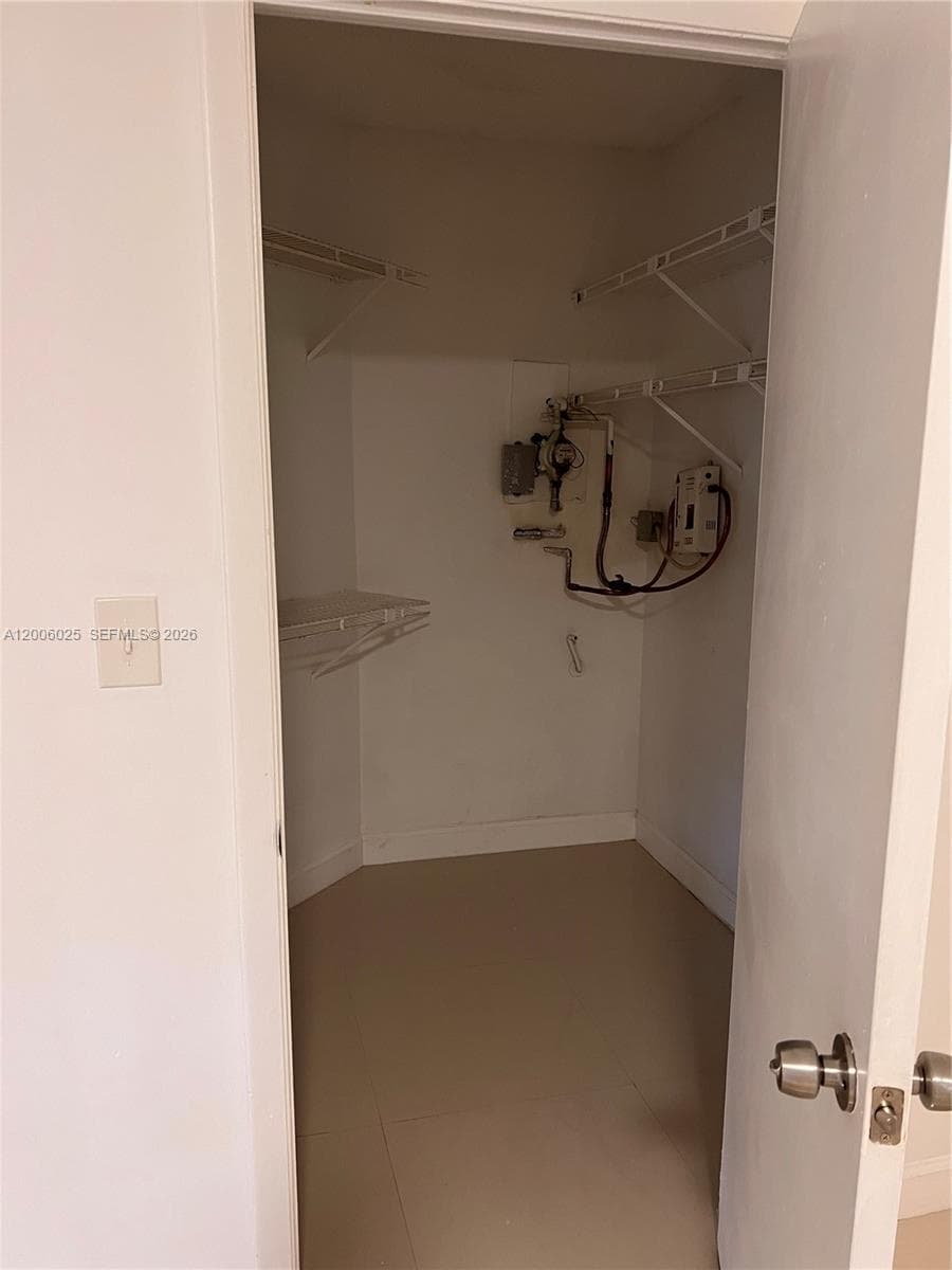 8290 Lake Dr # 108, Doral FL 33166 — 25
