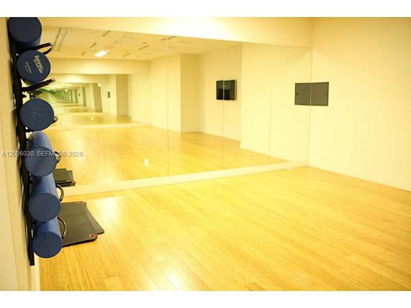 999 SW 1st Ave # 3212, Miami FL 33130 — 16