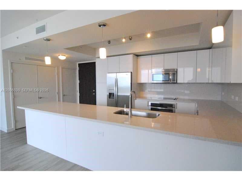 999 SW 1st Ave # 3212, Miami FL 33130 — 3