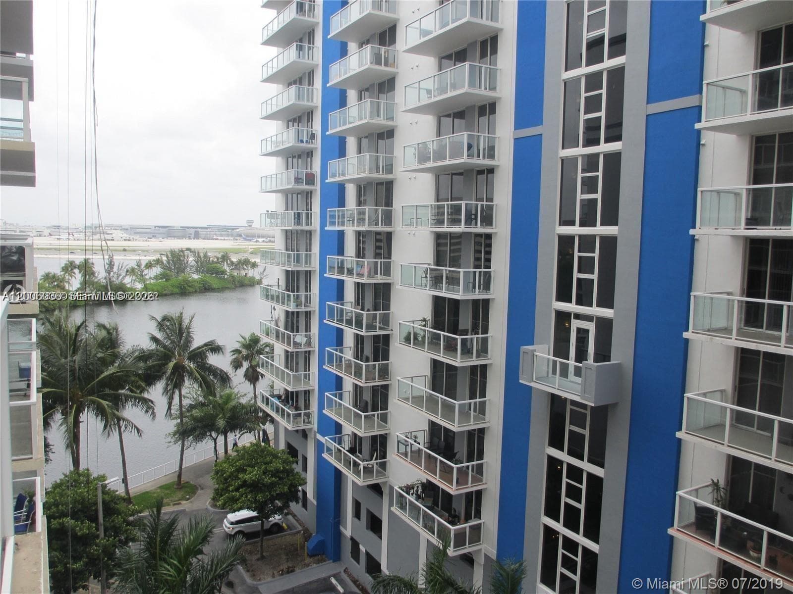 5091 NW 7th St # 807, Miami FL 33126 — 1