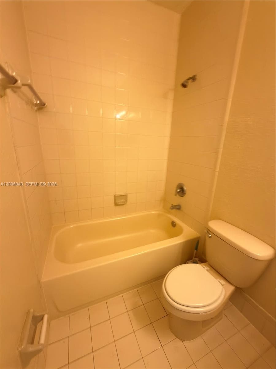 2728 SE 17th Ave # 202, Homestead FL 33035 — 10