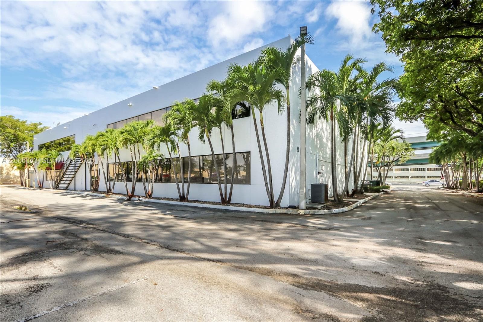 7910 NW 25th St # 207, Doral FL 33122 — 16