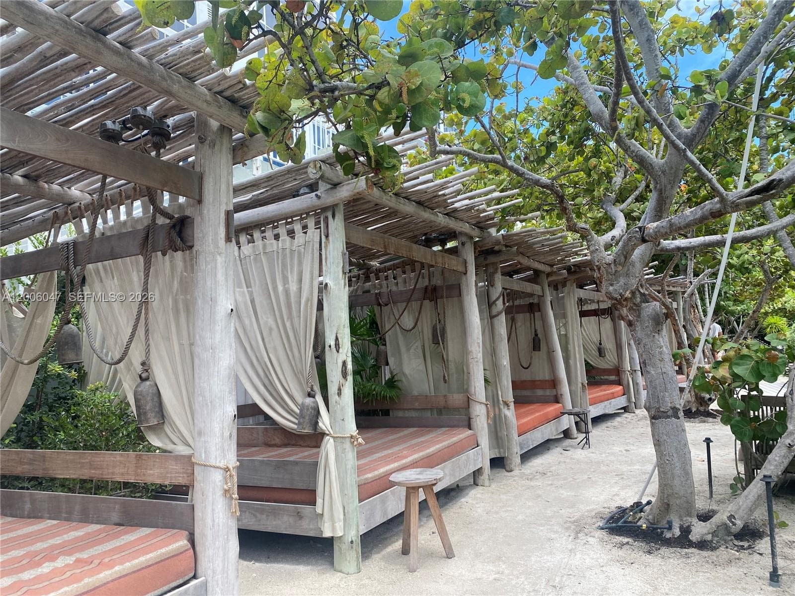 2301 Collins Ave # 840, Miami Beach FL 33139 — 17