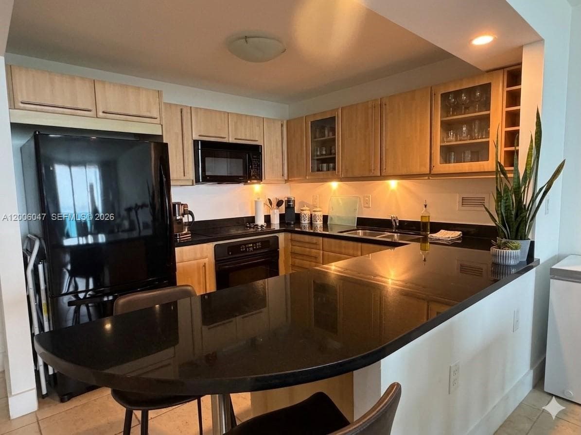 2301 Collins Ave # 840, Miami Beach FL 33139 — 3