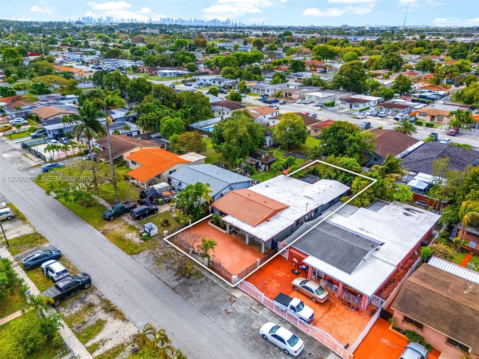 766 W 36th St, Hialeah FL 33012 — 55