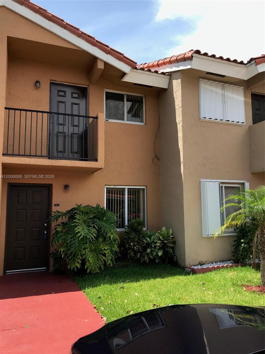 8260 NW 5th Ter # 341, Miami FL 33126 — 1