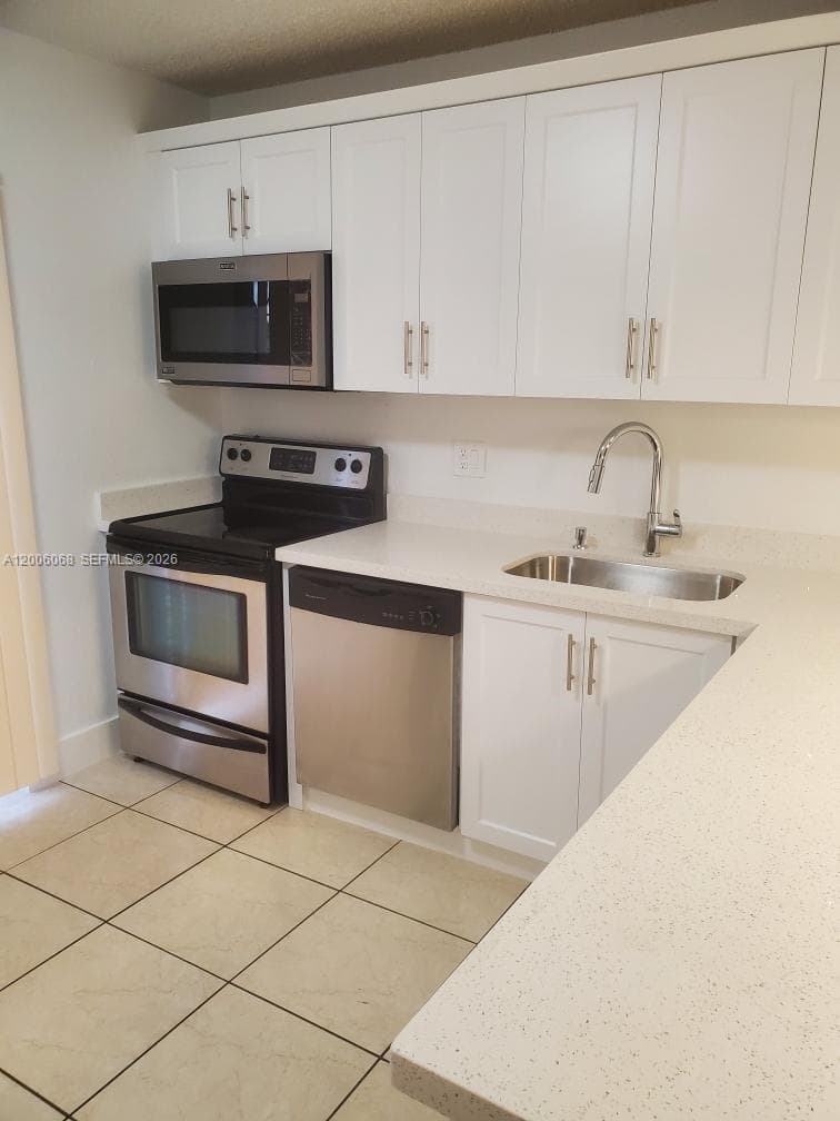 8260 NW 5th Ter # 341, Miami FL 33126 — 10