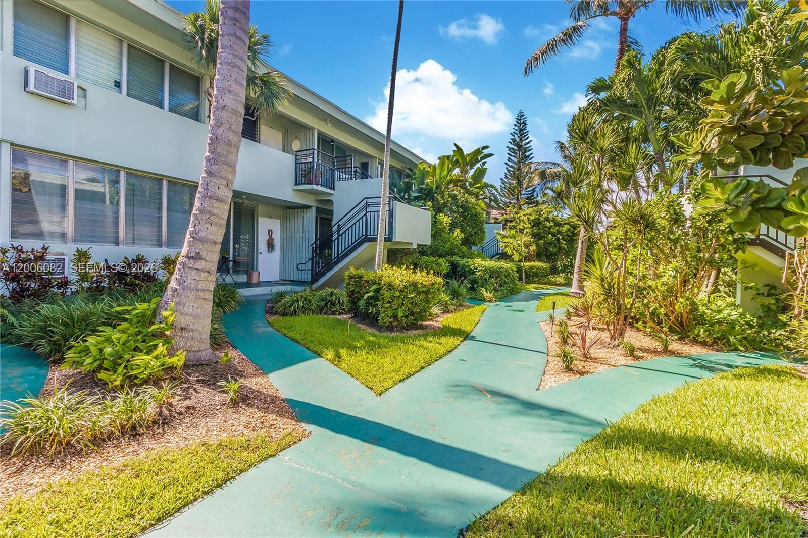 1060 98 St, Bay Harbor Islands FL 33154 — 23
