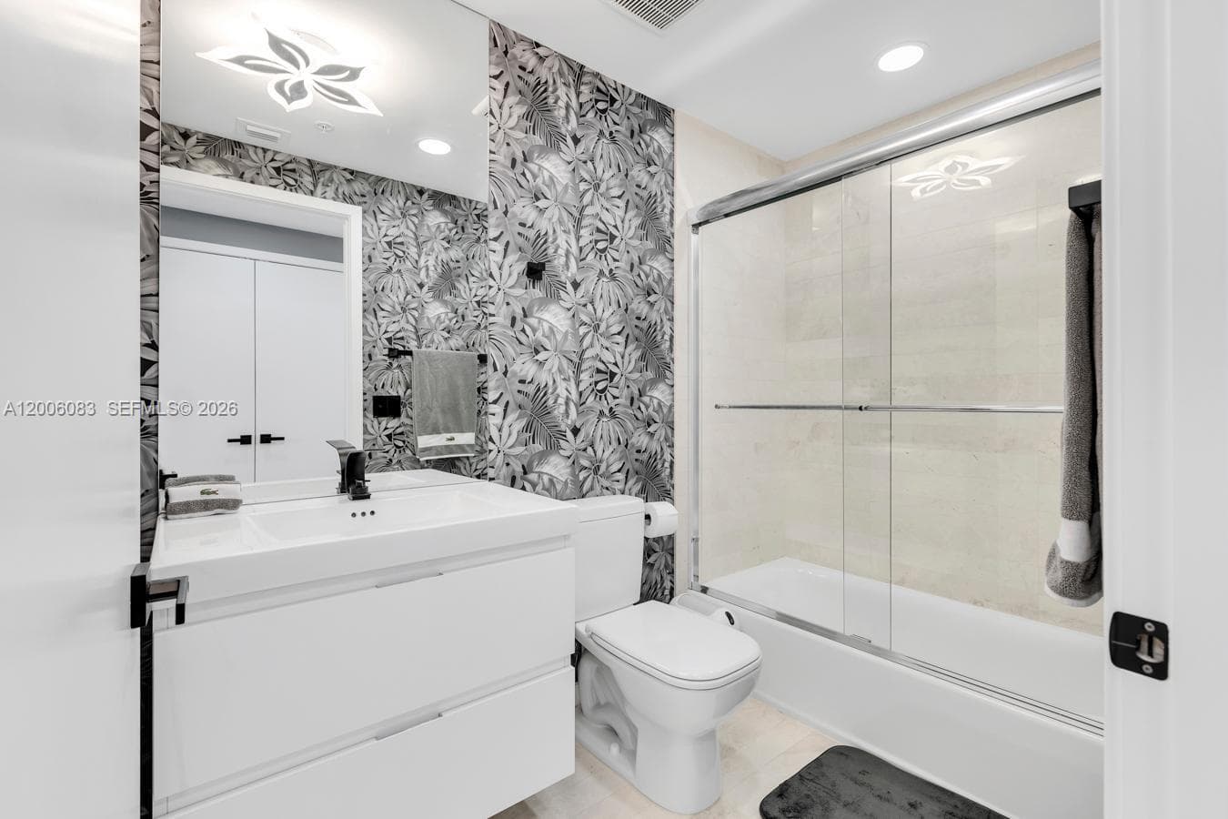 17111 Biscayne Blvd # 909, North Miami Beach FL 33160 — 46