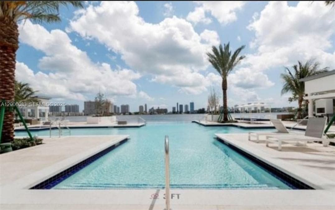 17111 Biscayne Blvd # 909, North Miami Beach FL 33160 — 68