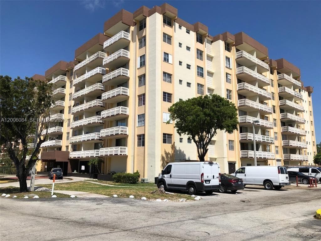15600 NW 7th Ave # 709, Miami FL 33169 — 12