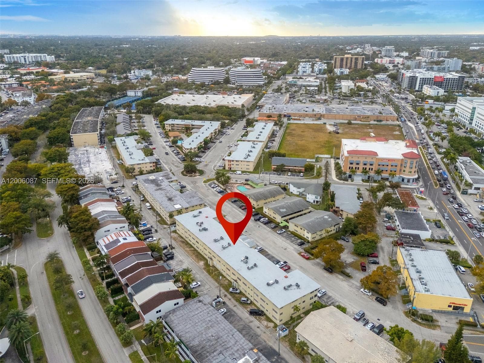 11960 NE 19th Dr # 15, North Miami FL 33181 — 27