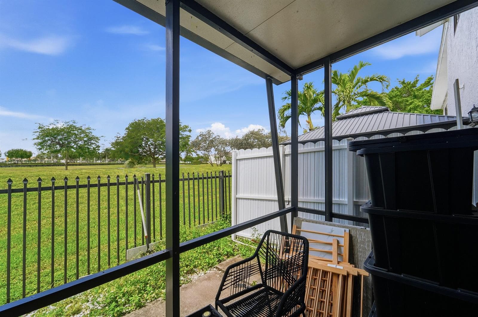 644 NE 195th Street, Miami FL 33179 — 22