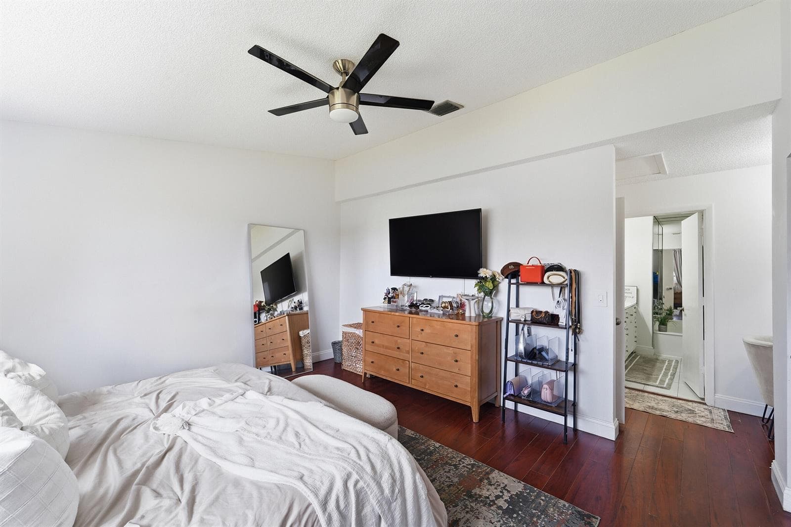 644 NE 195th Street, Miami FL 33179 — 11