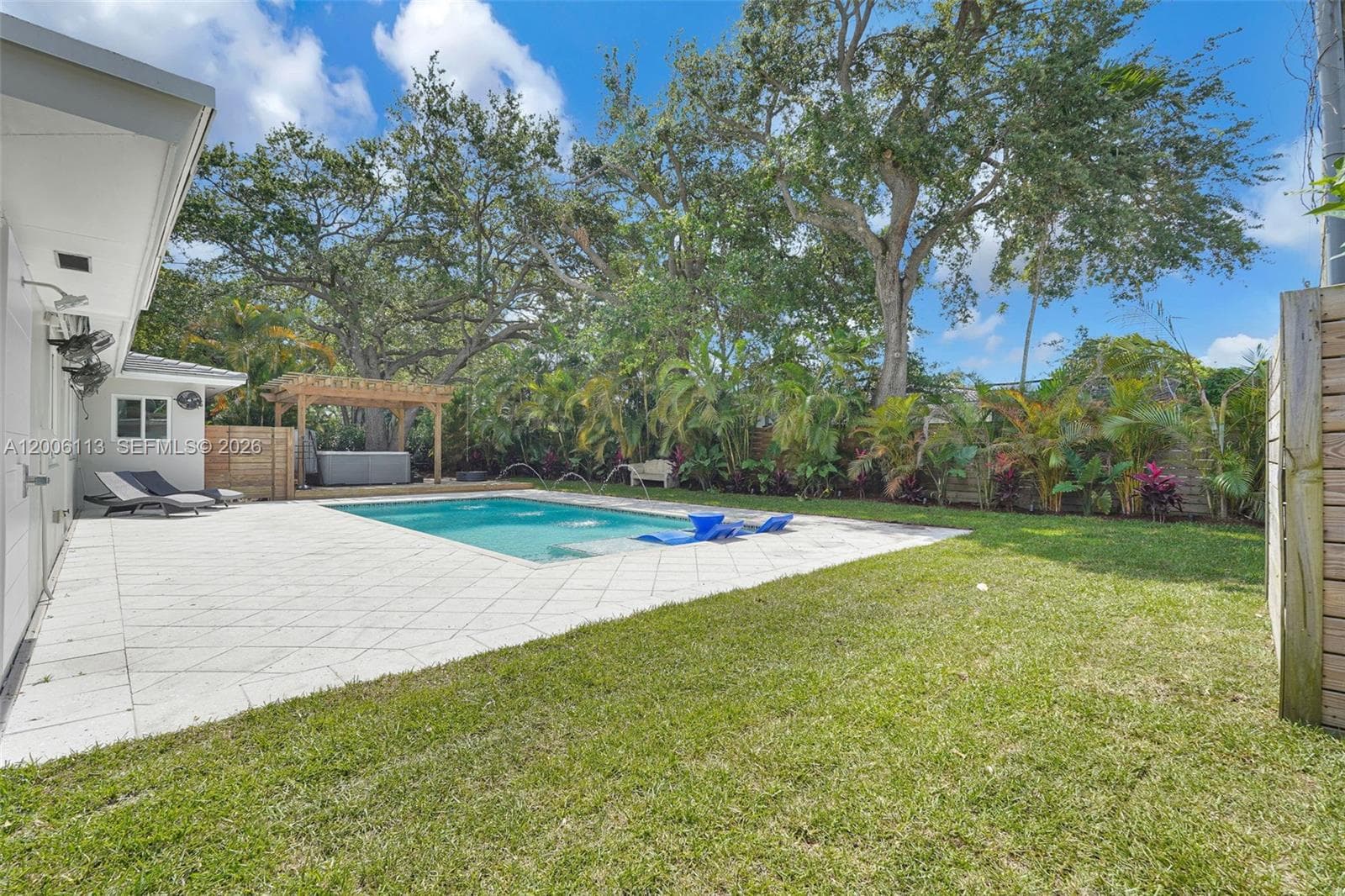 2 NW 89th St, El Portal FL 33150 — 3