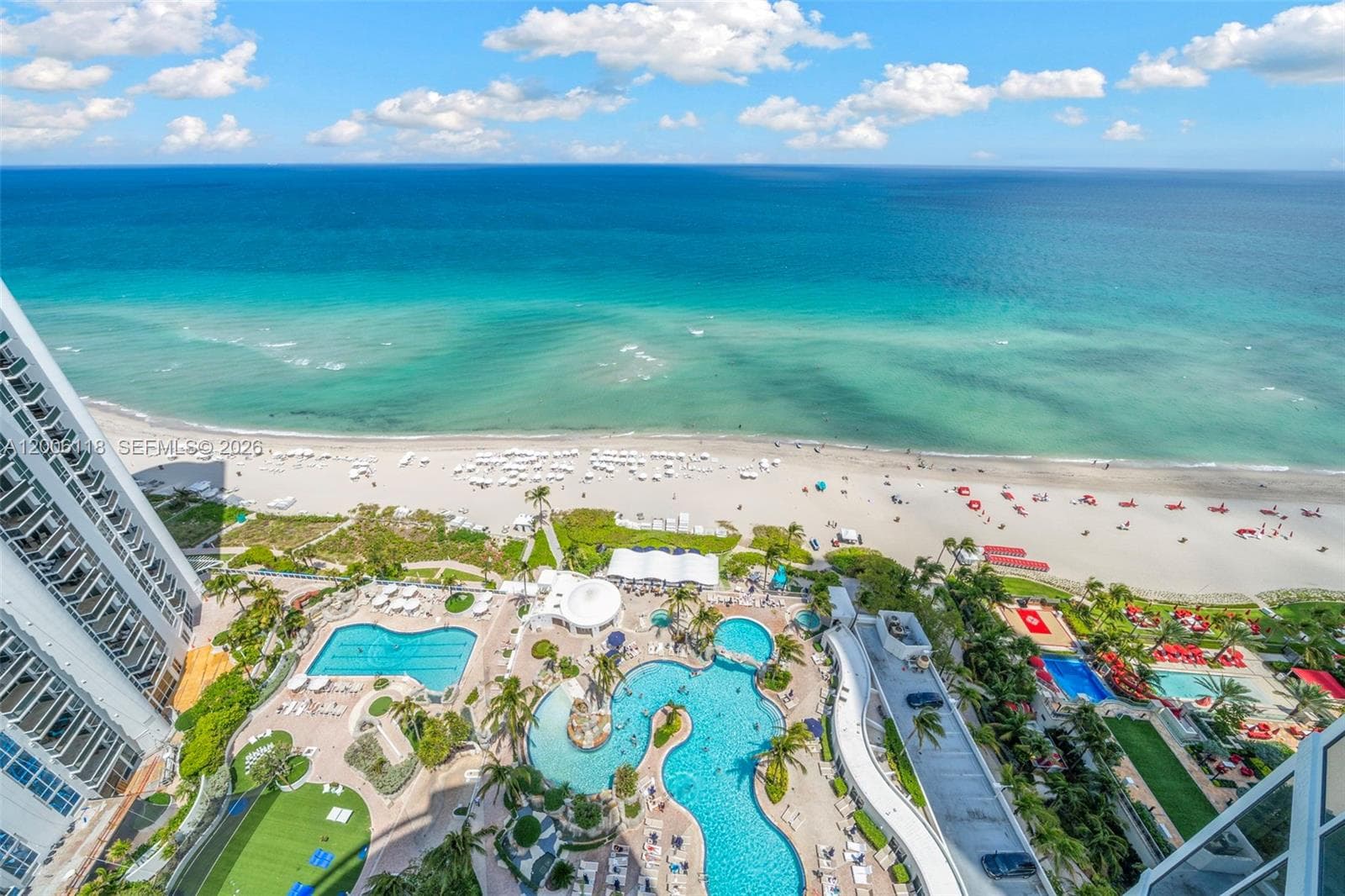 18001 Collins Ave # 2209, Sunny Isles Beach FL 33160 — 17