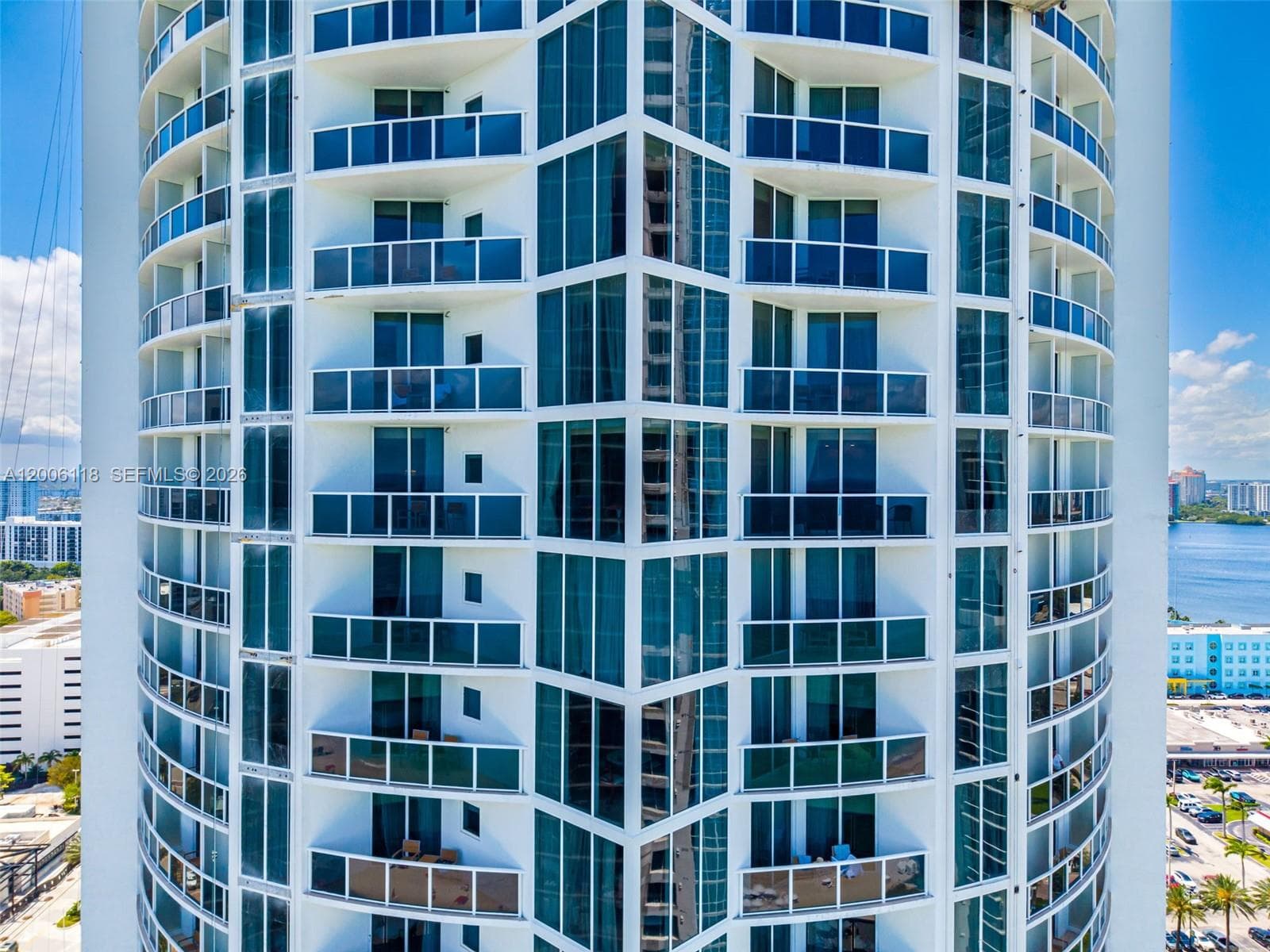 18001 Collins Ave # 2209, Sunny Isles Beach FL 33160 — 24