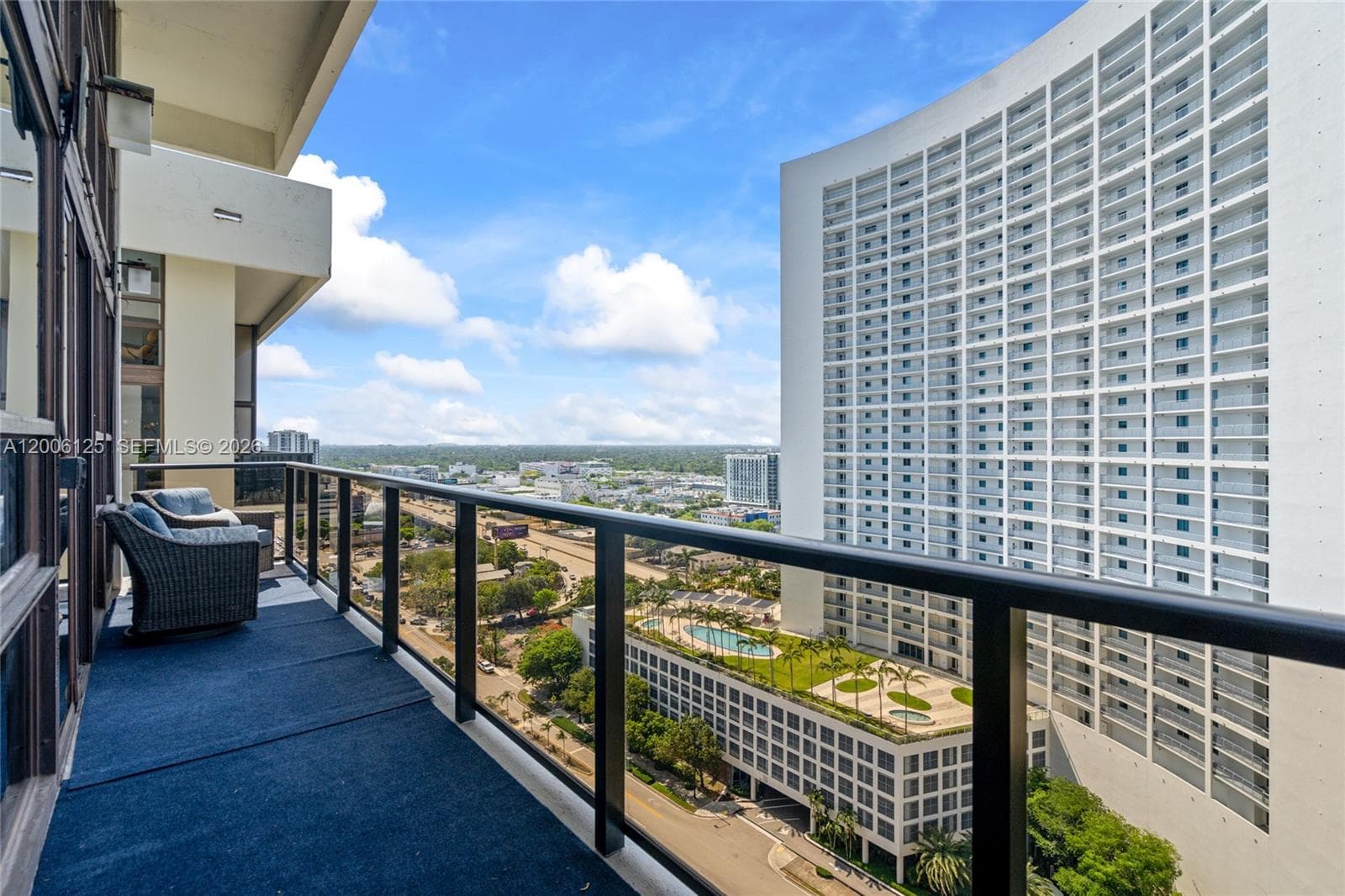 600 NE 36th St, Miami FL 33137 — 22