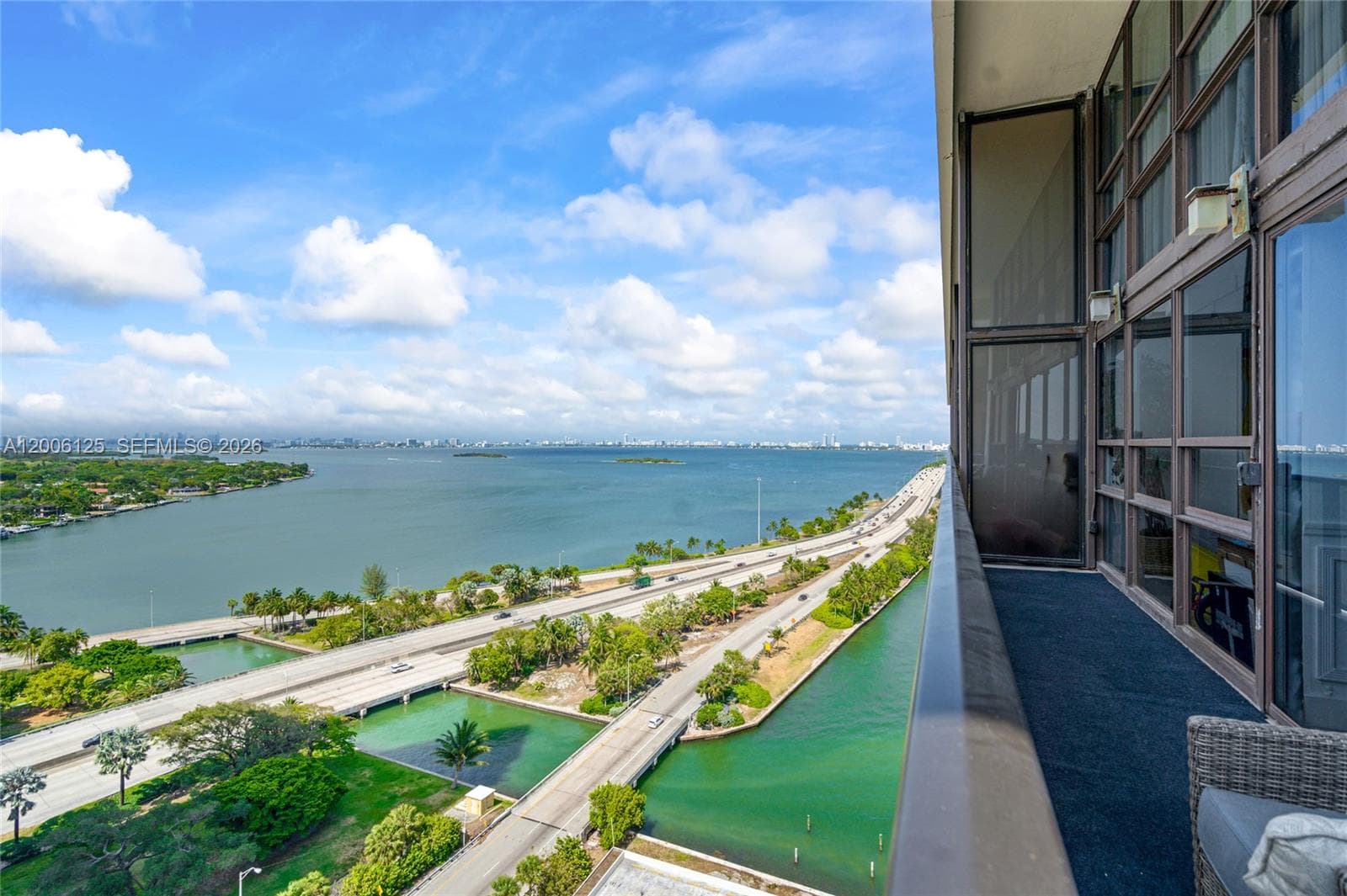 600 NE 36th St, Miami FL 33137 — 1