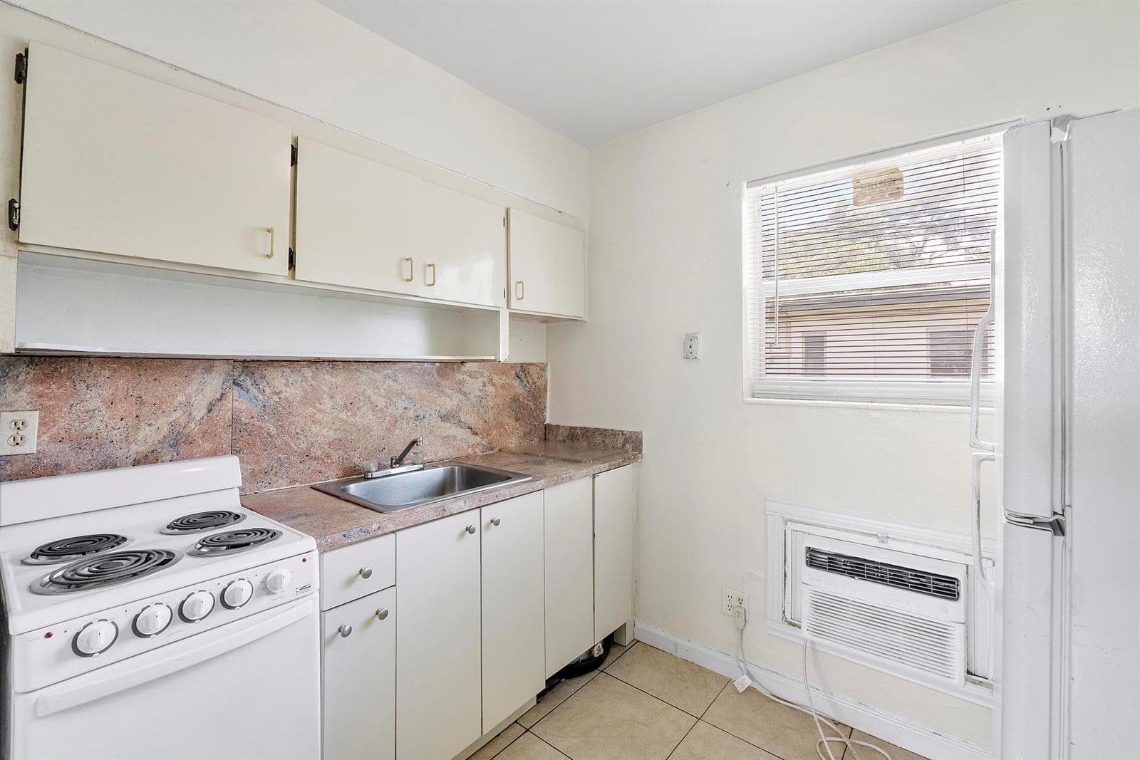 515 NE 150th Street # 3, Miami FL 33161 — 5