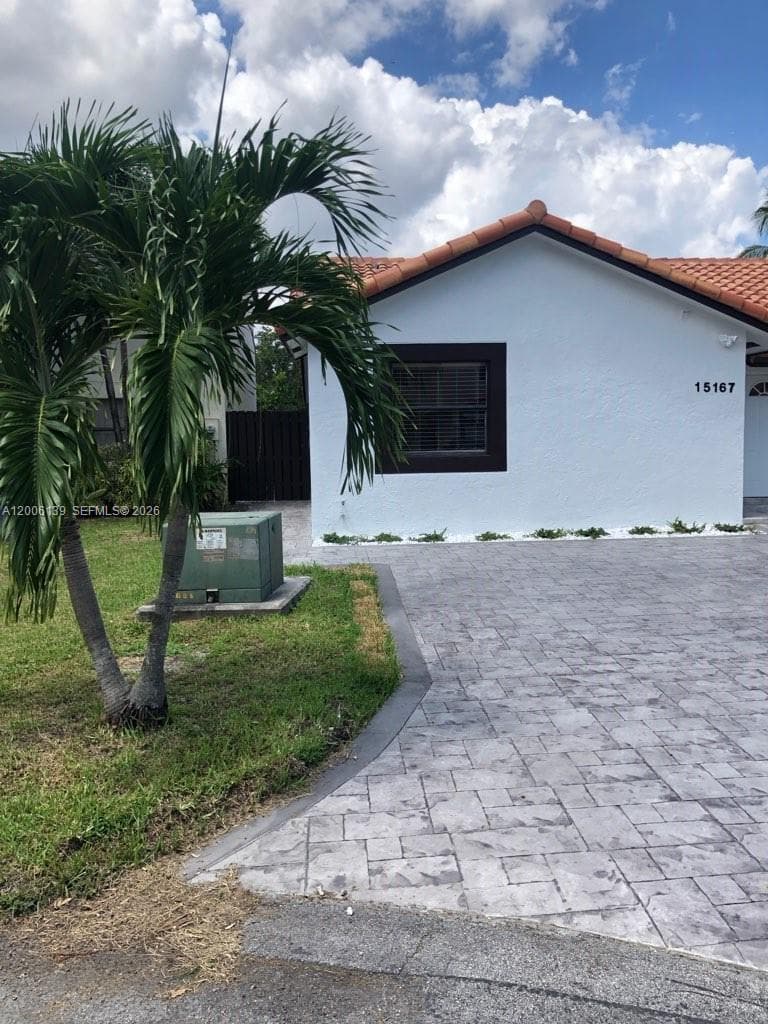 15167 SW 94th Ter # 1, Miami FL 33196 — 16