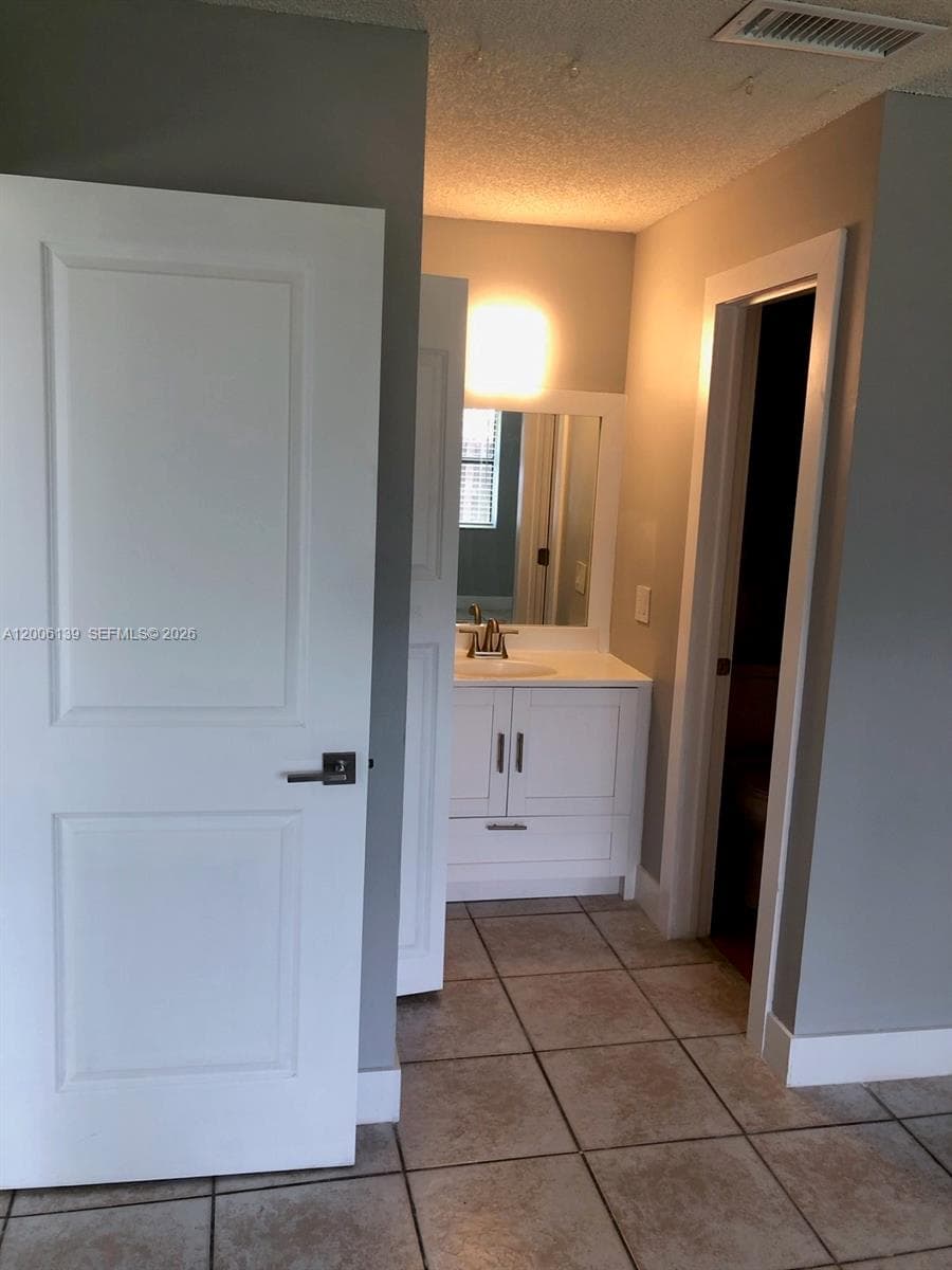 15167 SW 94th Ter # 1, Miami FL 33196 — 15
