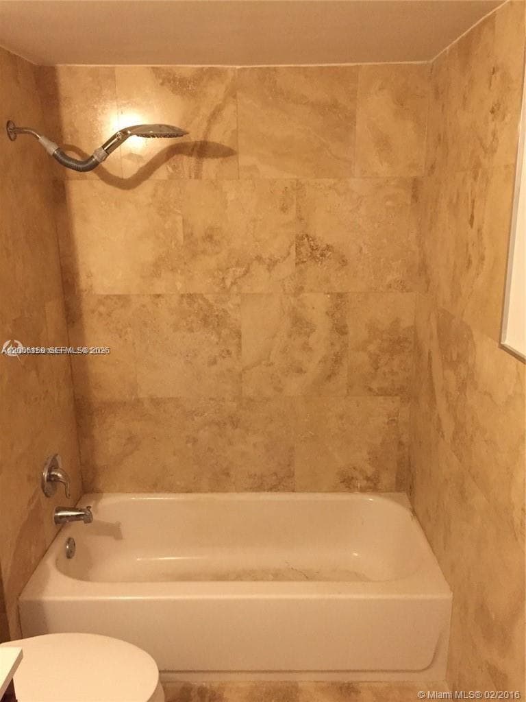 4110 NW 79th Ave # 1B, Doral FL 33166 — 5