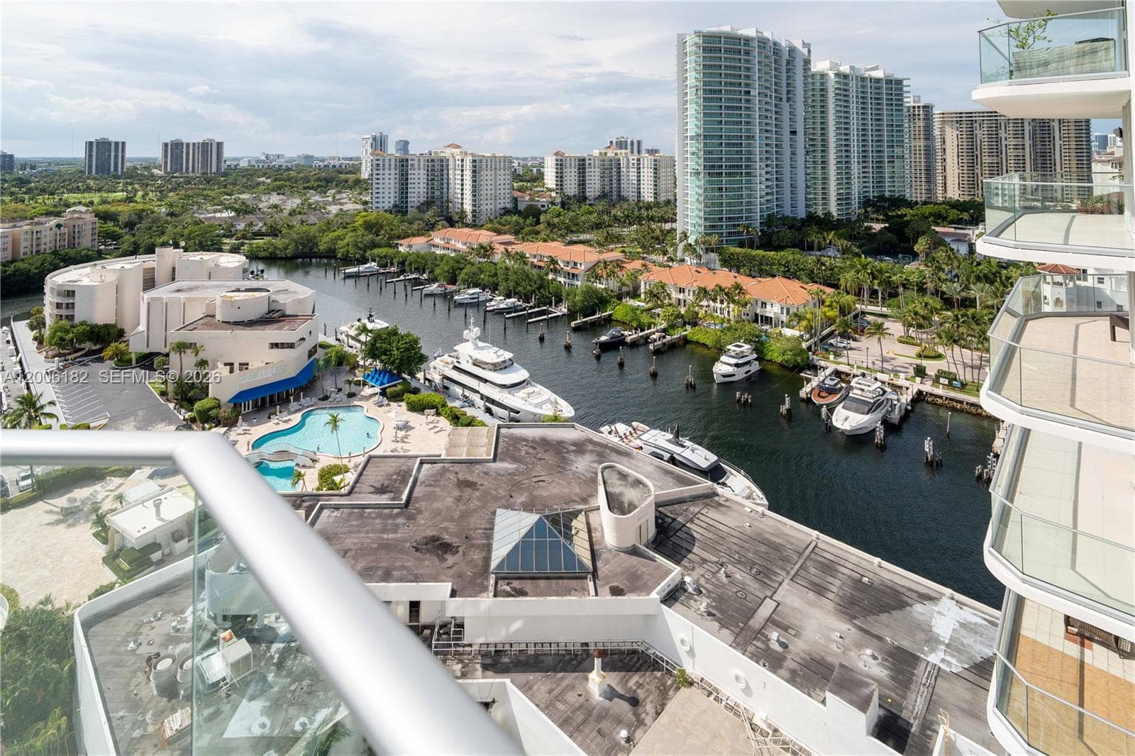 19707 Turnberry Way # 18C, Aventura FL 33180 — 53