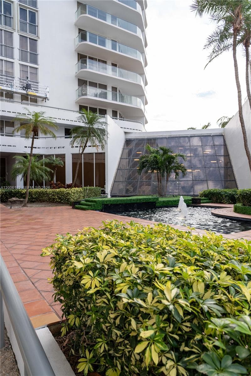 19707 Turnberry Way # 18C, Aventura FL 33180 — 68