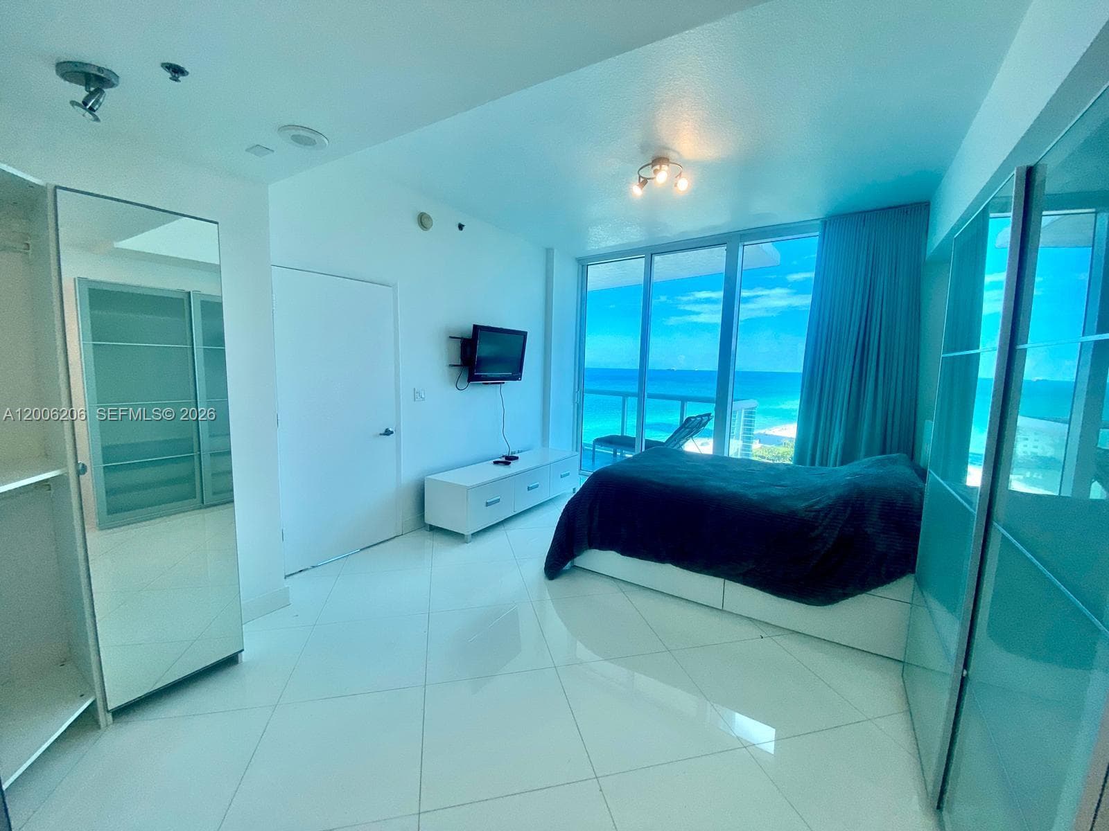 6515 Collins Ave # 1505, Miami Beach FL 33141 — 13