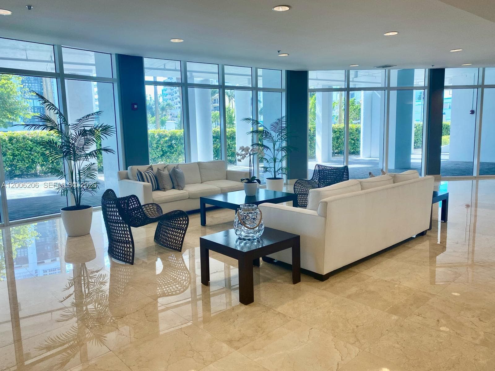 6515 Collins Ave # 1505, Miami Beach FL 33141 — 7
