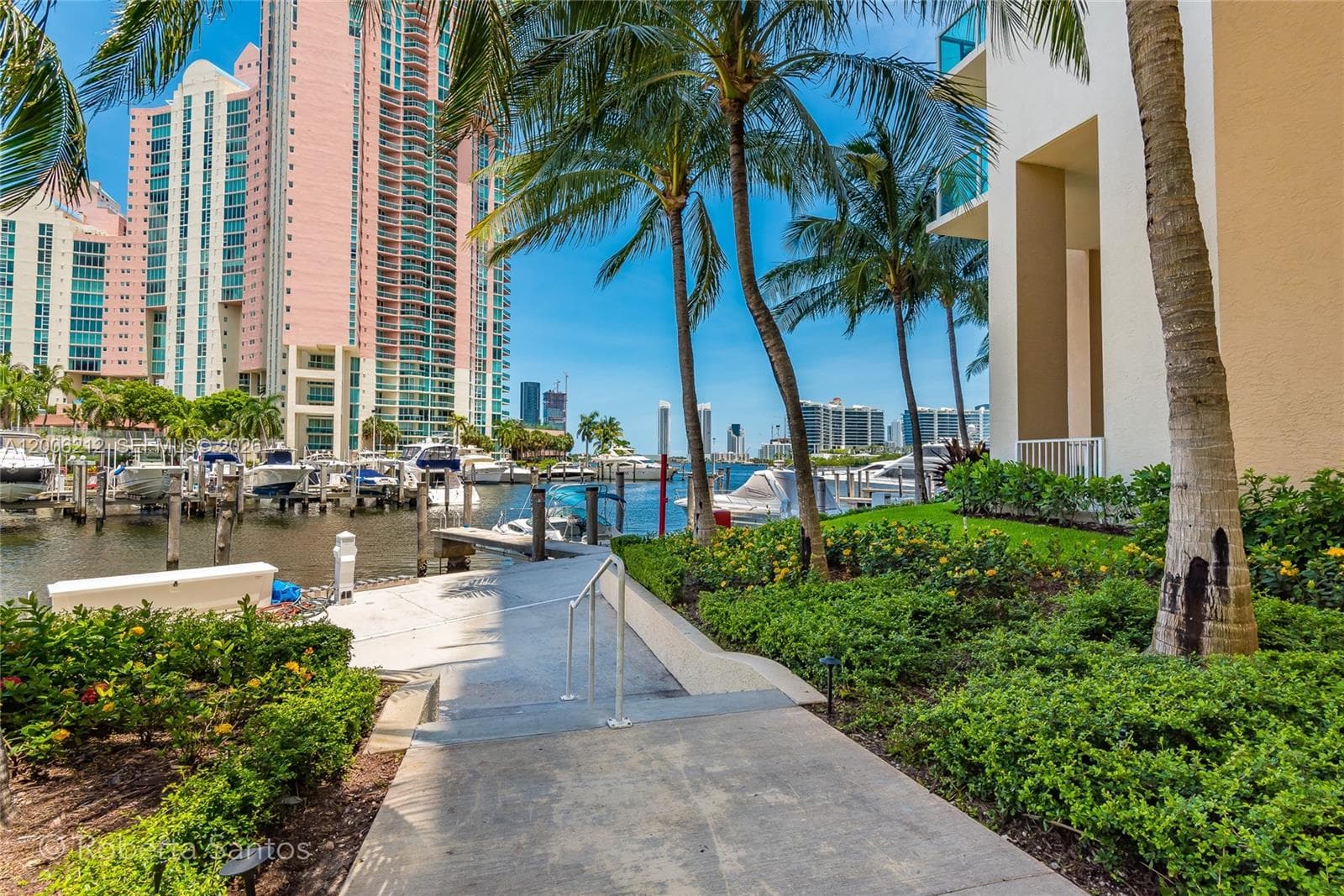3340 NE 190th St # 409, Aventura FL 33180 — 18
