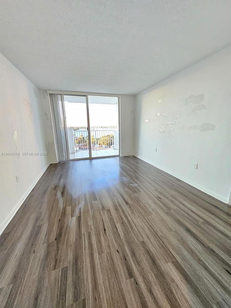 1200 NE Miami Gardens Dr # 812W, Miami FL 33179 — 2
