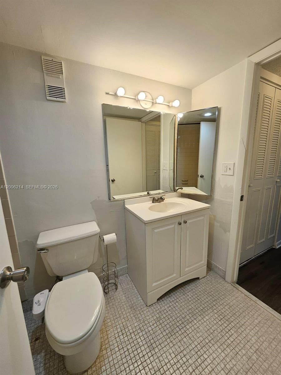 1200 NE Miami Gardens Dr # 812W, Miami FL 33179 — 17