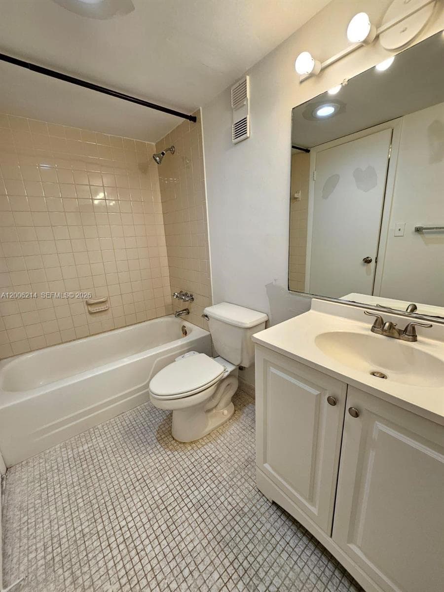 1200 NE Miami Gardens Dr # 812W, Miami FL 33179 — 16