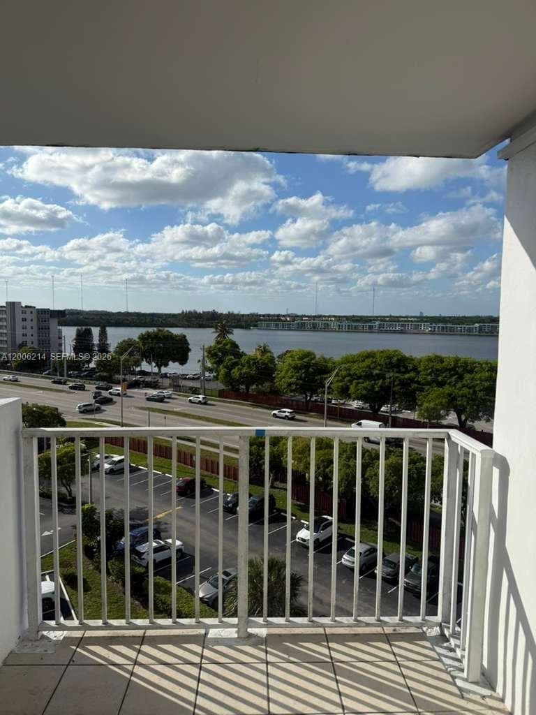 1200 NE Miami Gardens Dr # 812W, Miami FL 33179 — 1
