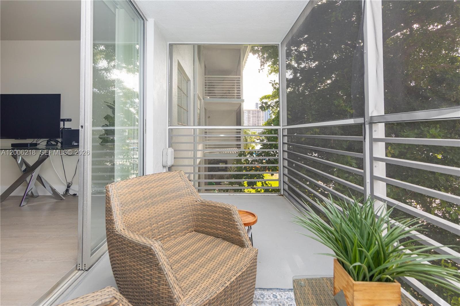 3600 NE 170th St # 308, North Miami Beach FL 33160 — 18