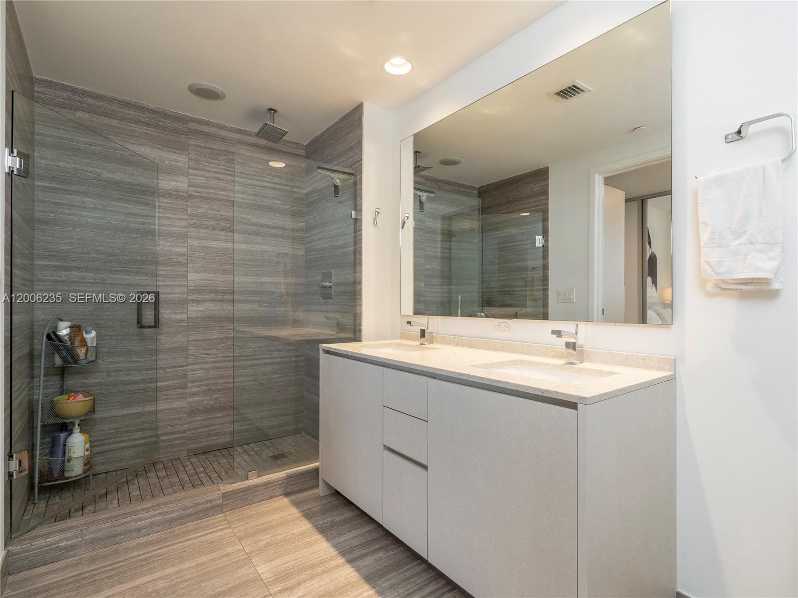 1010 Brickell Ave # 2801, Miami FL 33131 — 11