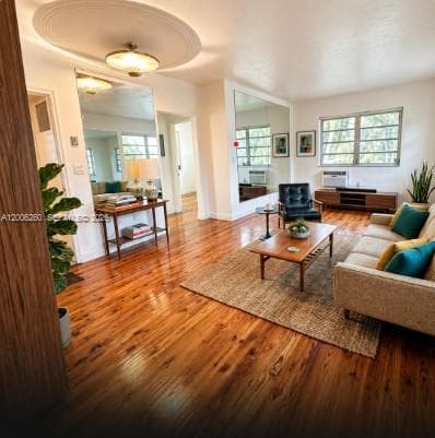 4740 Pine Tree Dr # 20, Miami Beach FL 33140 — 3