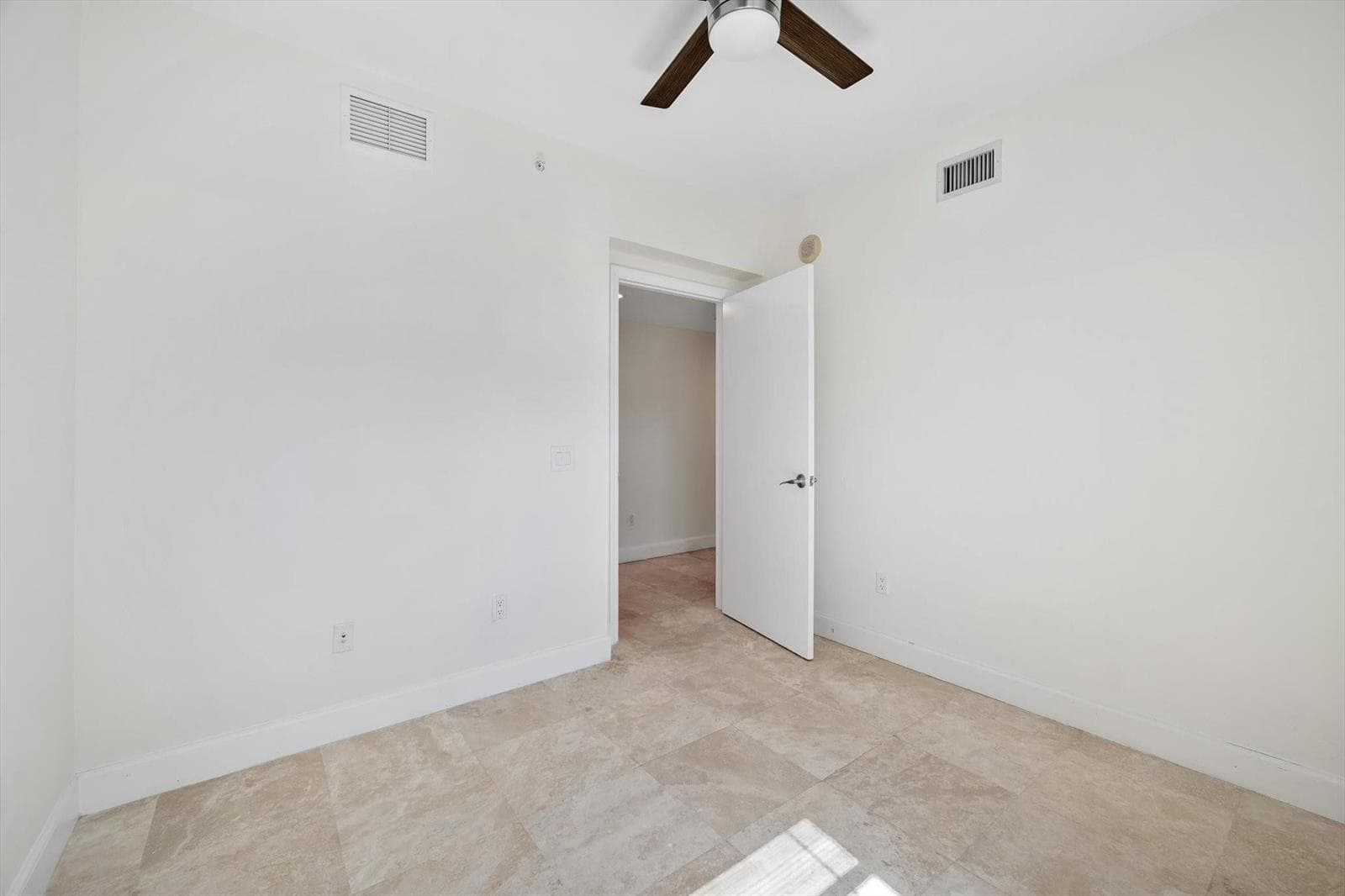 15051 Royal Oaks Lane # 2106, North Miami FL 33181 — 15