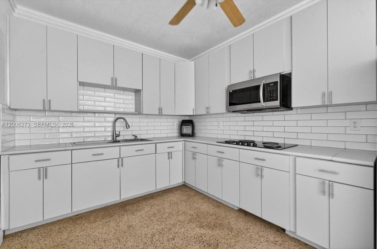 23825 SW 142nd Ave, Homestead FL 33032 — 9
