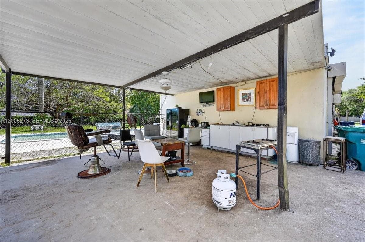23825 SW 142nd Ave, Homestead FL 33032 — 33